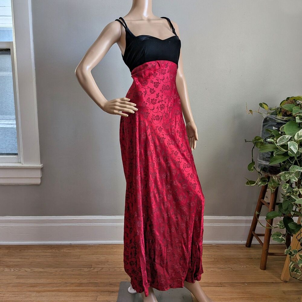 Vintage 90s Steppin' Out Red Floral Dress Black Velvet Prom Gown Size 11/12
